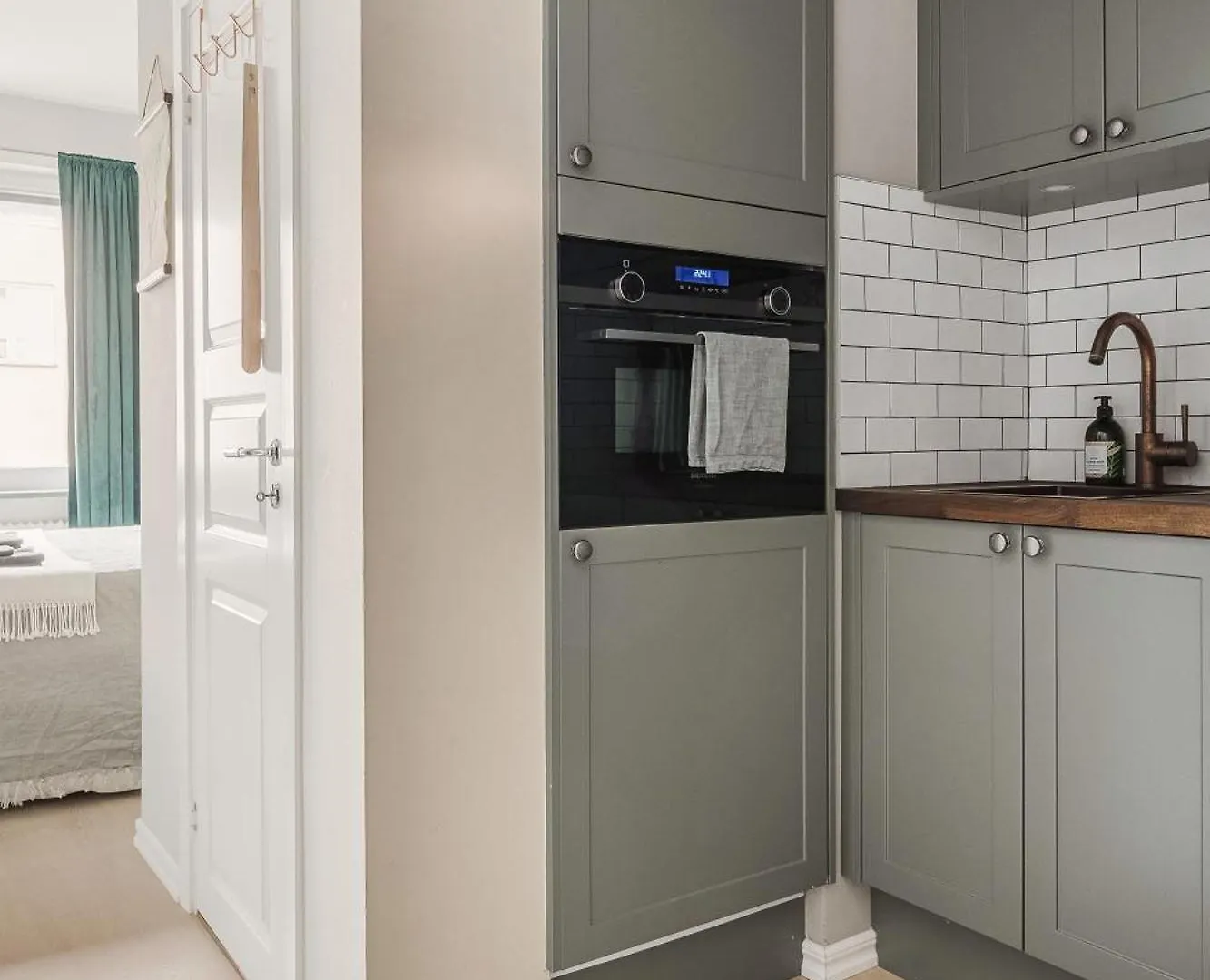 Stylish Studio In Central Soedermalm On Mariaberget Sztokholm Apartament